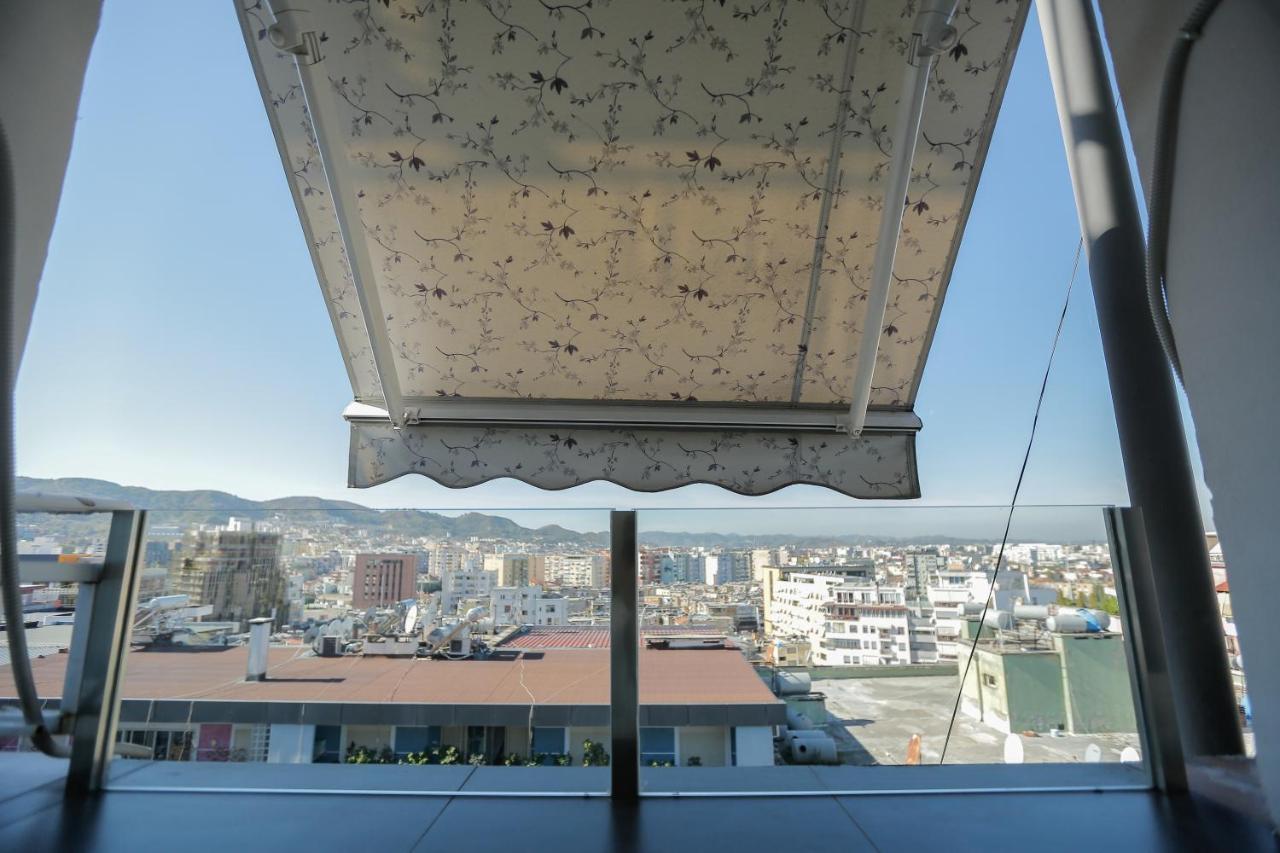 Miku Apartments-Luxury City View At Wilson Square Tirana Buitenkant foto
